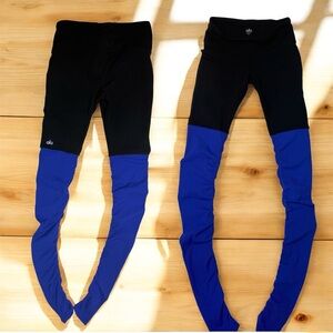 ALO Yoga Two-Tone Black and Blue Leggings